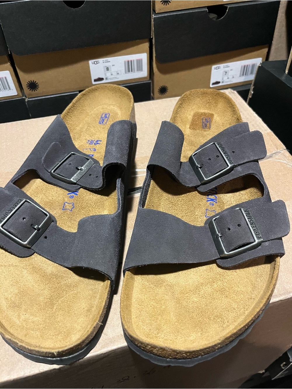 Birkenstock mens Arizona Two-Buckle Sandals in Dark Brown softbed 1000126 GY/BG